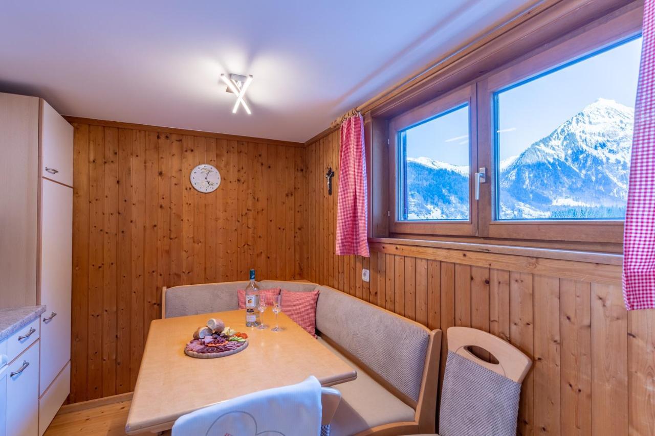 Ferienbauernhof Kohler Apartamento Schoppernau Exterior foto