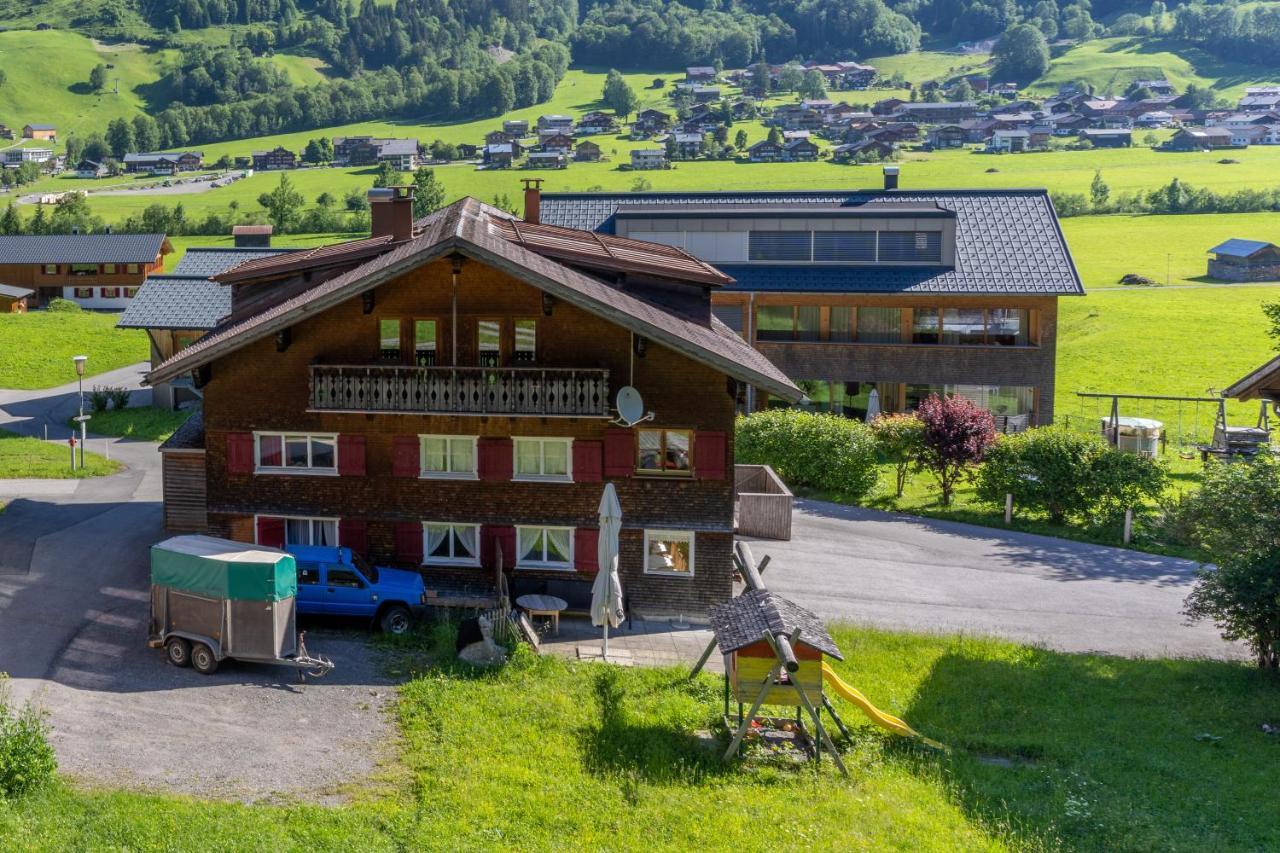 Ferienbauernhof Kohler Apartamento Schoppernau Exterior foto